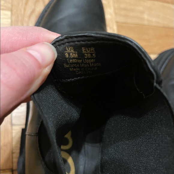 Sam Edelman Daelyn Lug Sole Booties - Picture 5 of 11